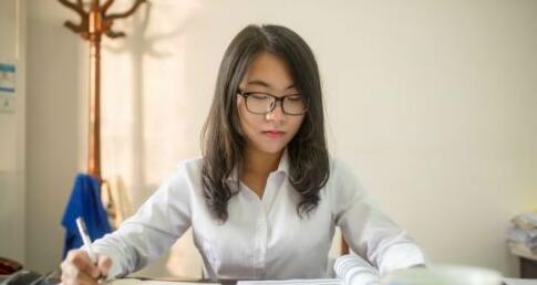 桂電許濤哪里人？桂電許濤簡(jiǎn)歷，許濤父親是機(jī)械專(zhuān)家嗎？