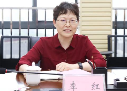李紅簡歷：廣西高級人民法院紀檢監(jiān)察組組長李紅，曾任廣西廣播電視臺紀委書記